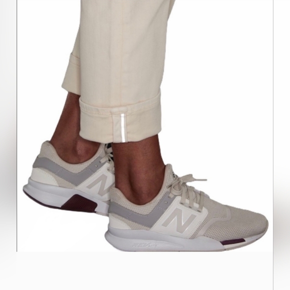 Athleta Flex Straight Leg Ankle Jean Size 10T - Picture 4 of 8